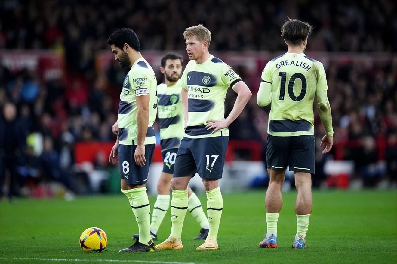 亚马尔送制胜助攻后染黄，无缘下一轮对阵布拉格斯拉维亚的欧冠