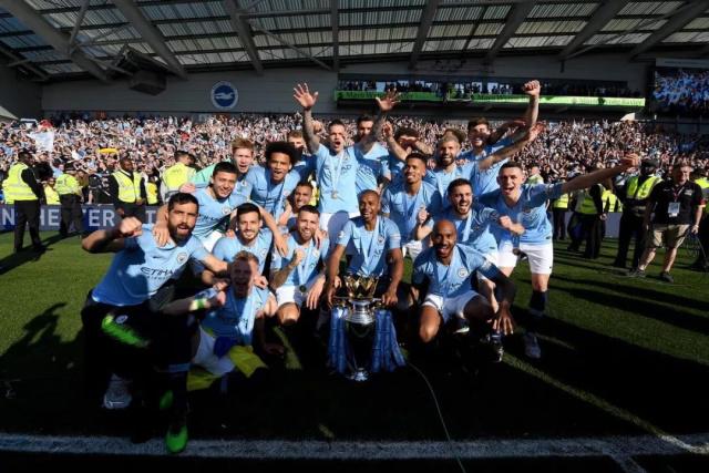 用冠军告别！雷速海报：布斯克茨&阿尔巴完成最后一舞，正式退役