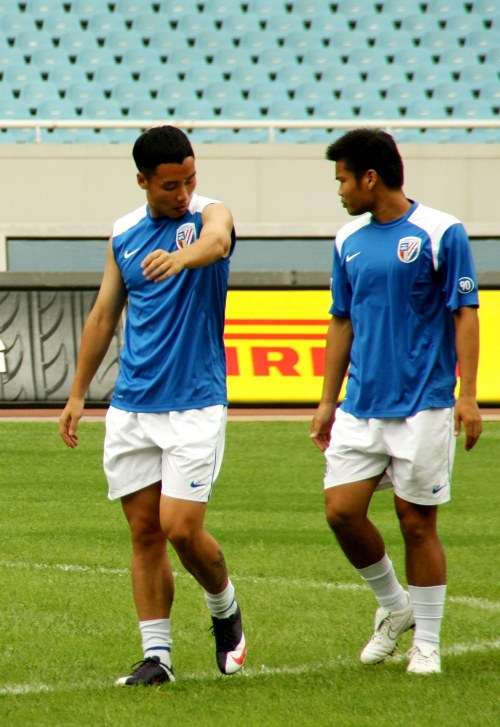 西海岸投资人：我鼓励邵佳一去报名国足，国家需要我义不容辞